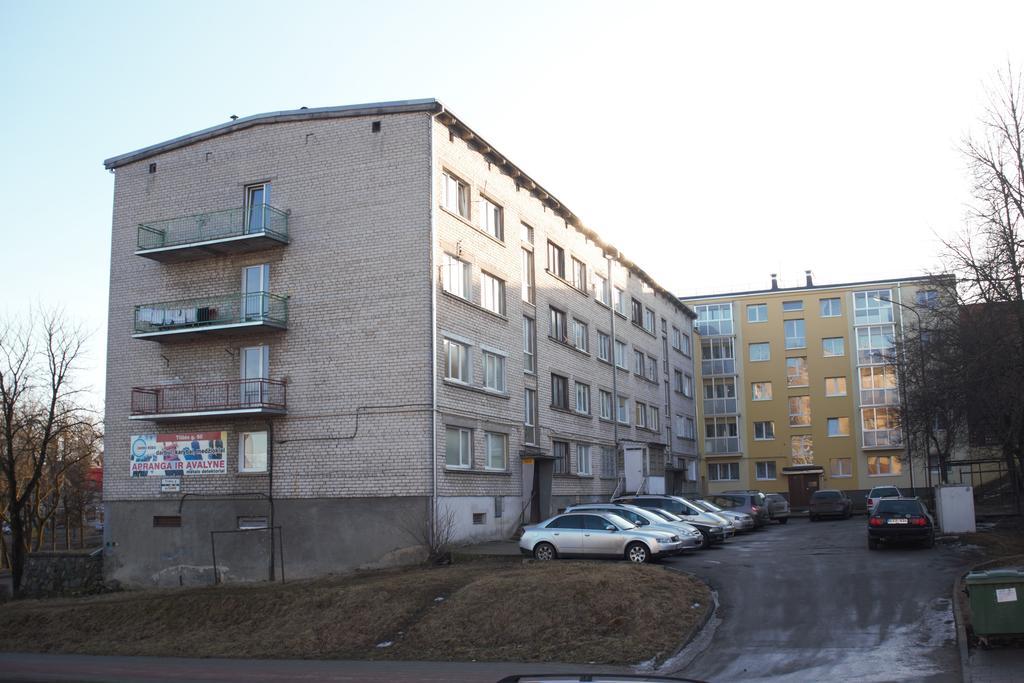 Siauliai Apartments - Ezero Luaran gambar