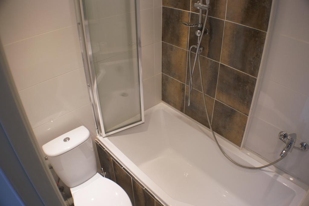 Siauliai Apartments - Ezero Luaran gambar